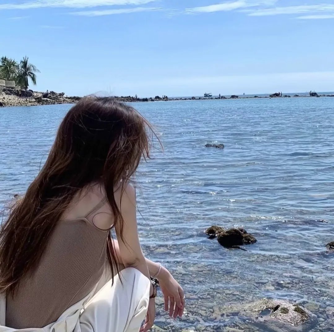 我们的客栈 海报